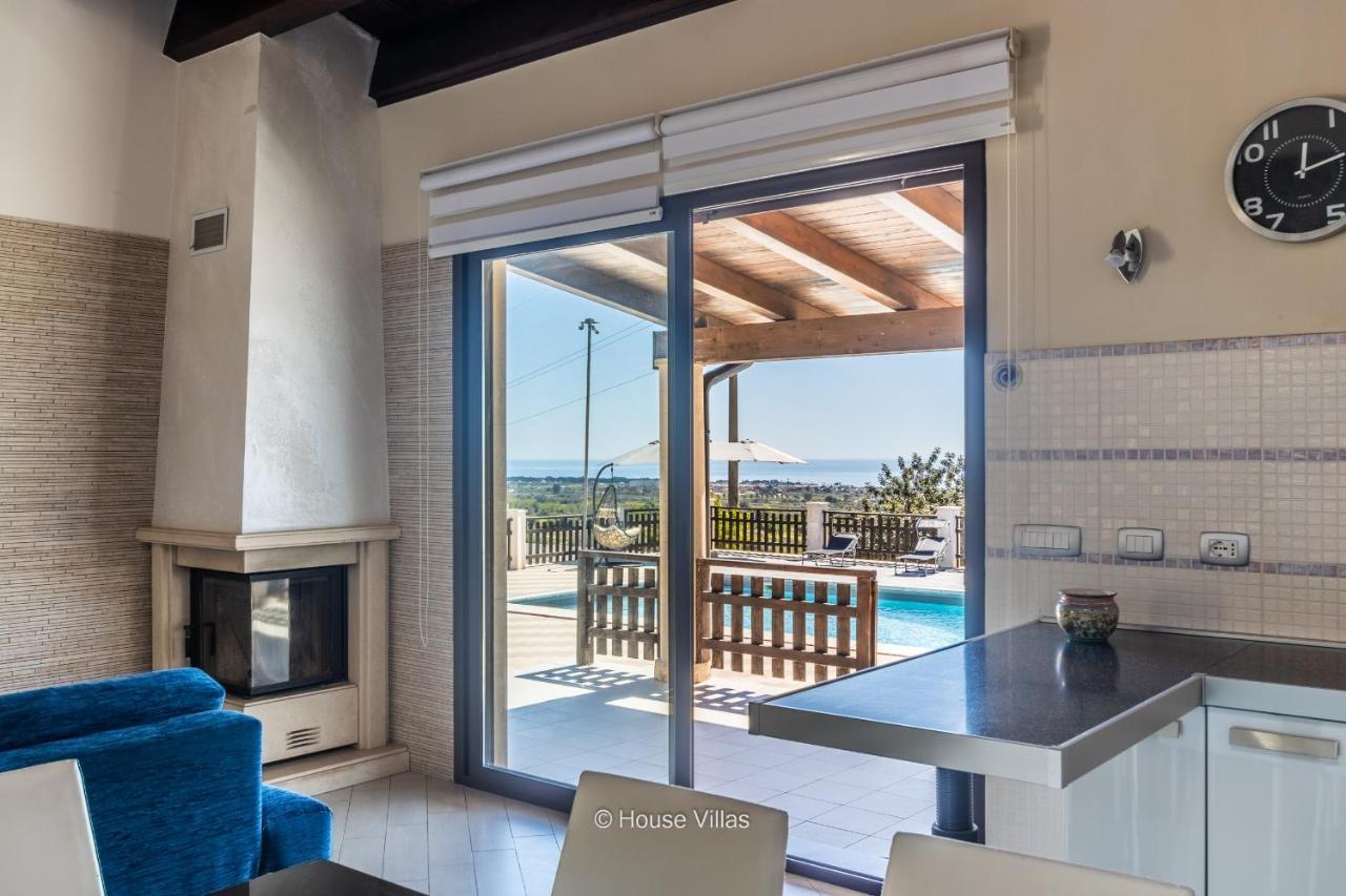 House&Villas - Villa Zora Авола Экстерьер фото